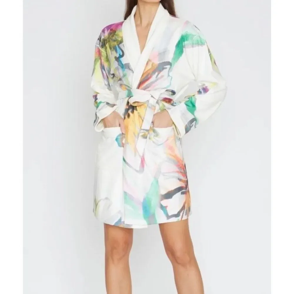 Wrap Up by VP Robe Aquarelle Short Robe One Size Made In USA Floral Print